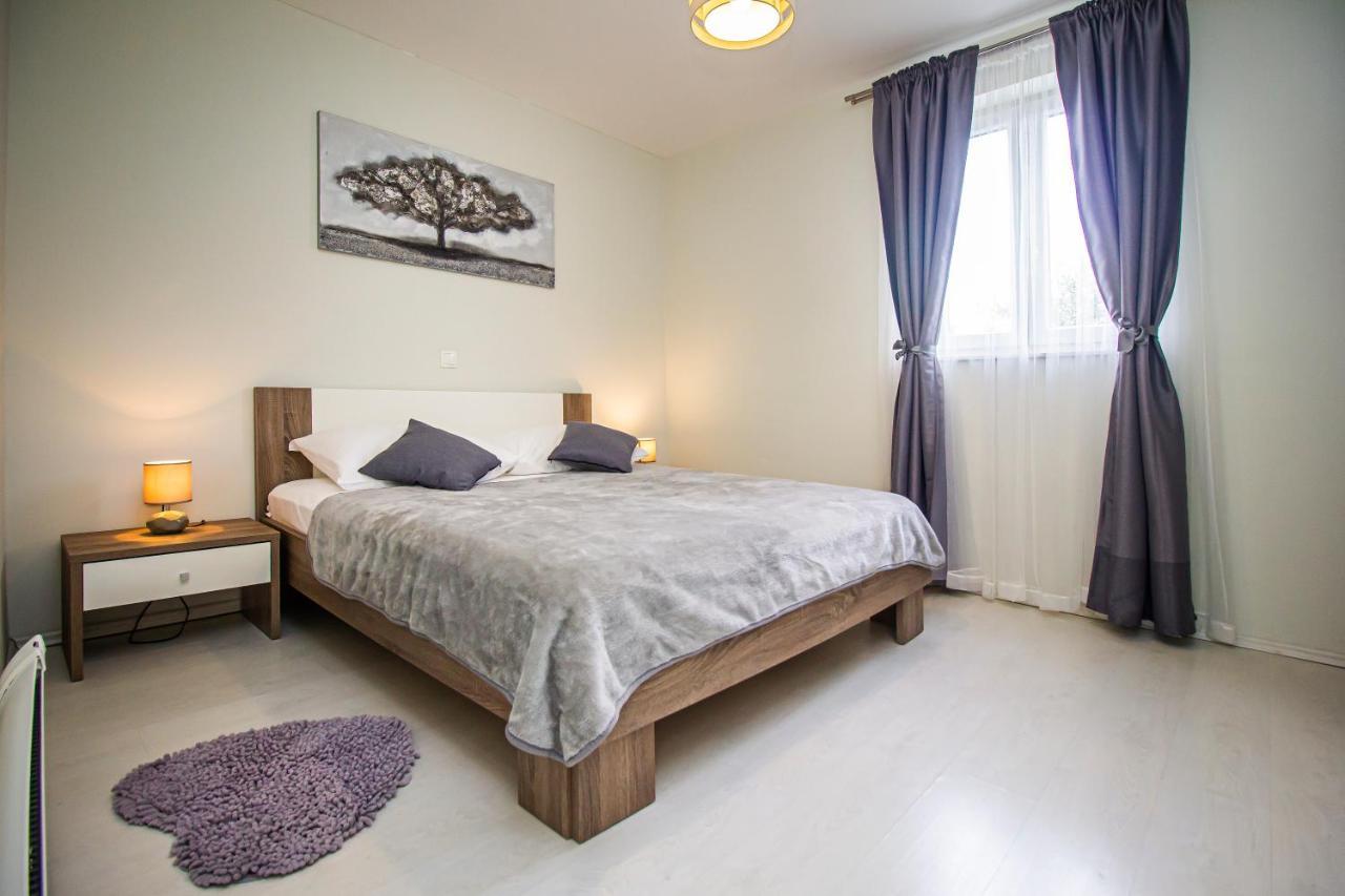 Vila Rozarija Trogir Exterior foto